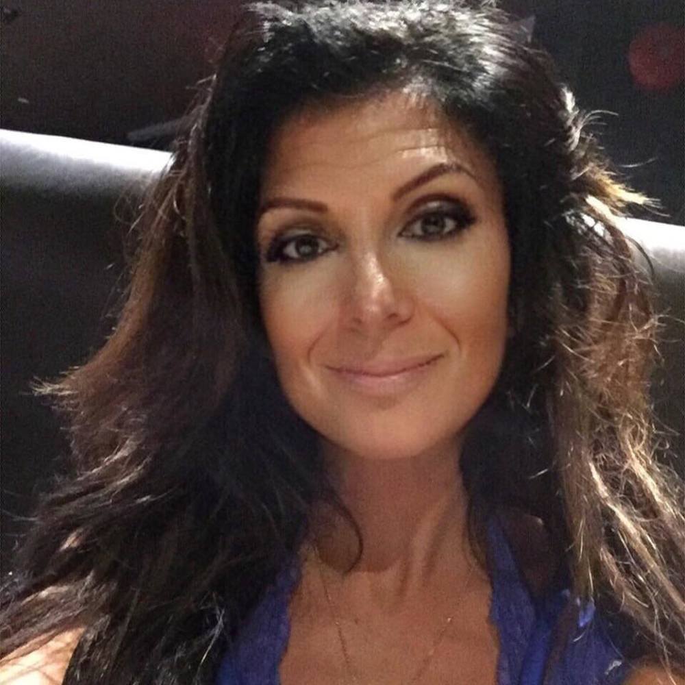 Meet your Posher, Lee